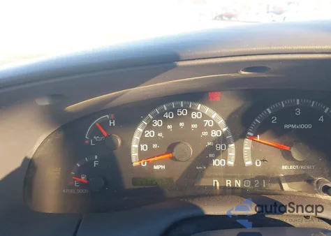 2001 Ford F-150 King Ranch Edition/Lariat/Xlt from USA, damaged, VIN 1FTRW08L41KE21830